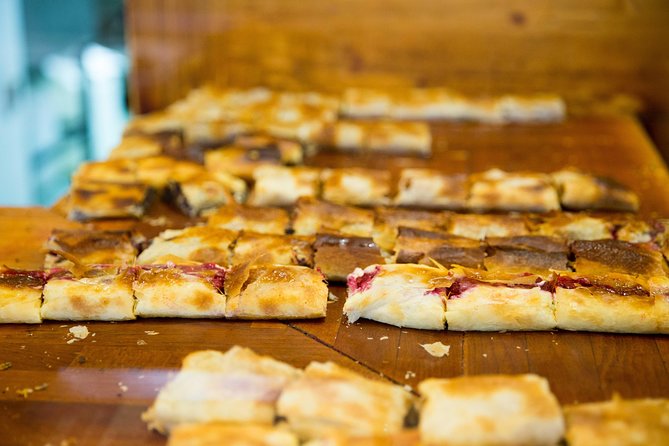 Guilty pleasures - A Budapest Dessert & Coffee House Tour - Starting at the Hungarian State Opera, then switching into café mode