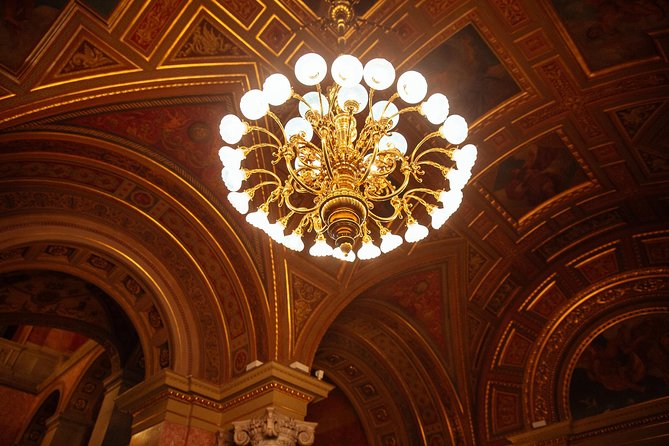 Highlights & Hidden Gems of Budapest Private Tour - Private, 3-Hour Orientation From Heroes’ Square