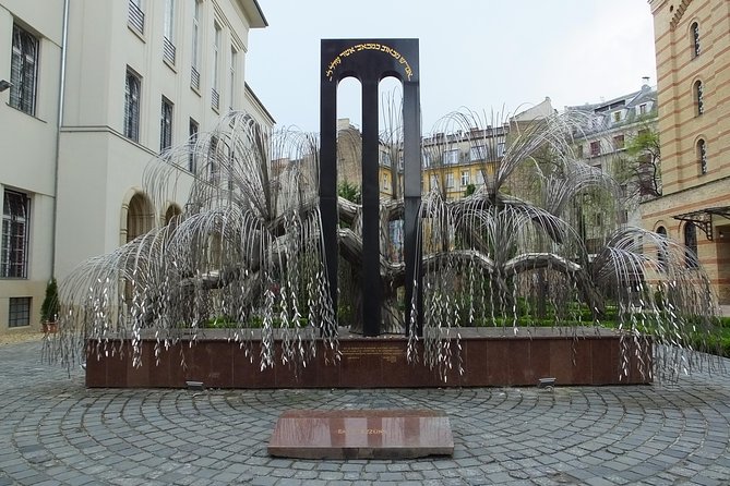 Jewish Heritage in Hungary with a Historian - Raoul Wallenberg’s statue, and the human center of the history
