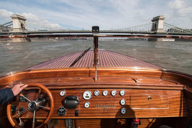 Luxurious, private day cruise with a waterlimousine to Szentendre - Where you start in Budapest, and how the cruise wraps back