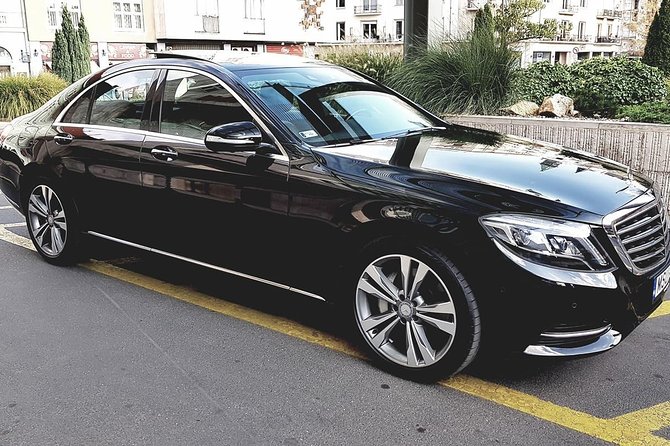 Mercedes S Class/BMW7 Private Budapest Half Day Tour - Gellért Hill: The Panoramic Warm-Up
