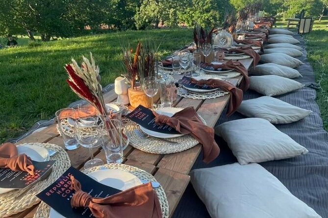 Picnics experience in Hungary - Decoration, board games, music, and Polaroids you can actually keep