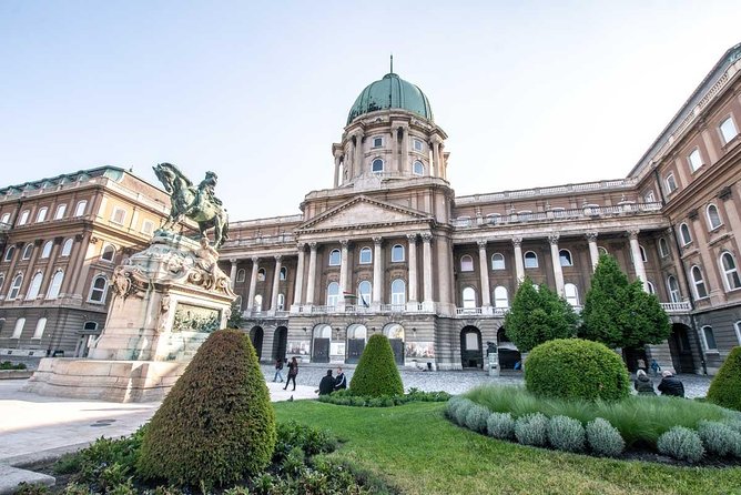 PRIVATE (7 hours) Budapest and Szentendre city tour with lunch and winetasting - A 7-hour private rhythm, starting at 9:00 am