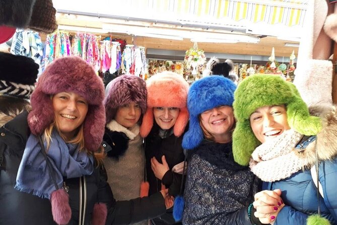PRIVATE (7 hours) Budapest and Szentendre city tour with lunch and winetasting - Andrassy Avenue drive-by: why the ride matters