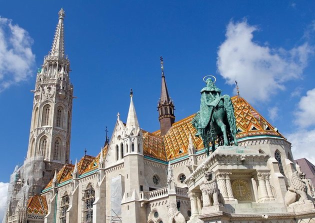Private Buda Castle Walk with Entry to Matthias Church - Key things to know before you go