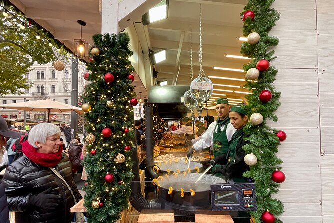Private Budapest Christmas Market Tour with Chimney Cake & Mulled Wine - A 2.5-hour Christmas walk that helps you orient fast