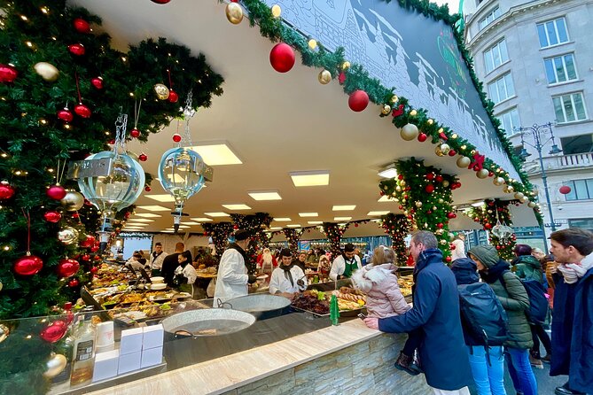 Private Budapest Christmas Market Tour with Chimney Cake & Mulled Wine - Mulled wine and chimney cake: included comfort, not an afterthought