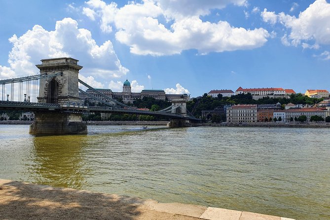 Private city tour by van - Private van touring, pickup to stop-and-go comfort