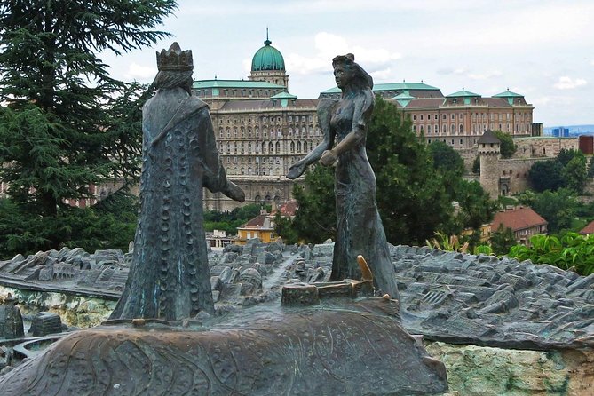 Private City Tour in Budapest 6 hours - Kossuth Lajos Square and the Parliament Building area