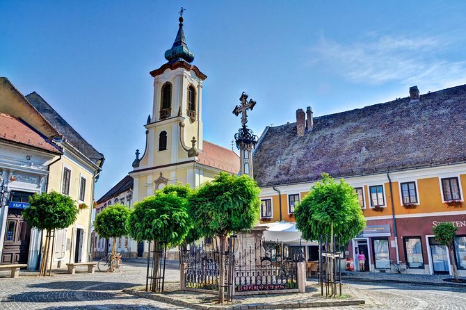 Private Danube Bend Experience with a comfortable air conditioned car - Szentendre artist village: free entry, 55 minutes for browsing