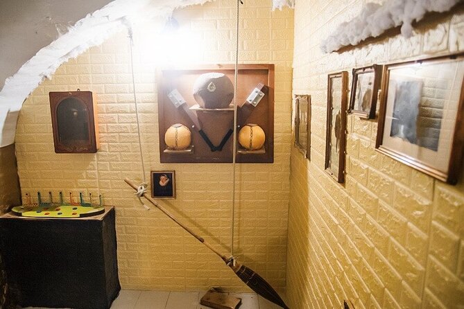 Private Escape Game Experience in Budapest - Cleanliness and tech reliability: the practical risk check