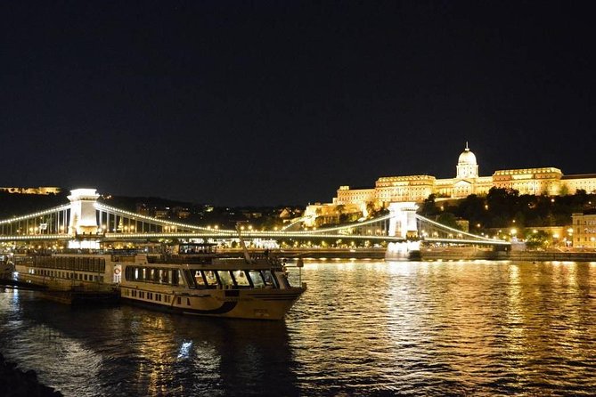 Private Etyek Wine tour with dinner including a Budapest Danube Evening Cruise - Getting from Budapest to Etyek smoothly, with a real guide