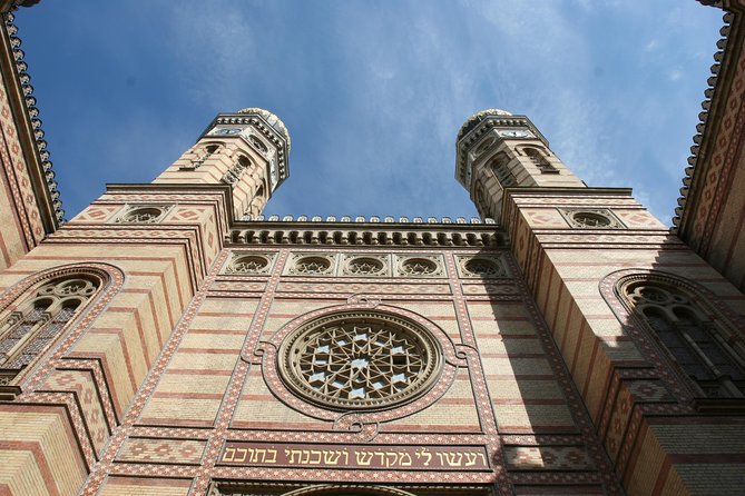 Private Jewish Heritage Tour including Hotel Pickup - Memorable stops beyond the big names: what the memorials add