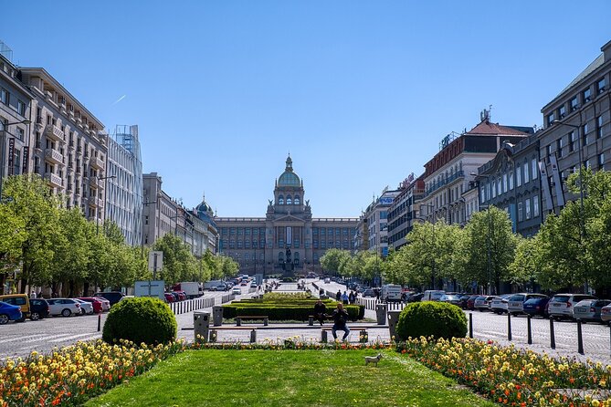Private Transfer from Budapest to Prague with 2 hours for sightseeing - The 2-Hour Sightseeing Stop: What You’re Really Buying