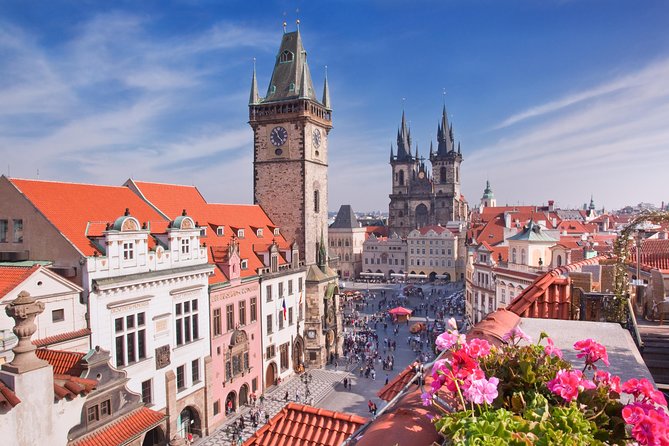 Private Transfer from Budapest to Prague with 2 hours for sightseeing - Door-to-Door Convenience: Pickup, Drop-off, and Luggage Reality