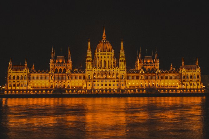 Private Transfer from Vienna to Budapest or Budapest to Vienna - From city door to city door, with real-world ease