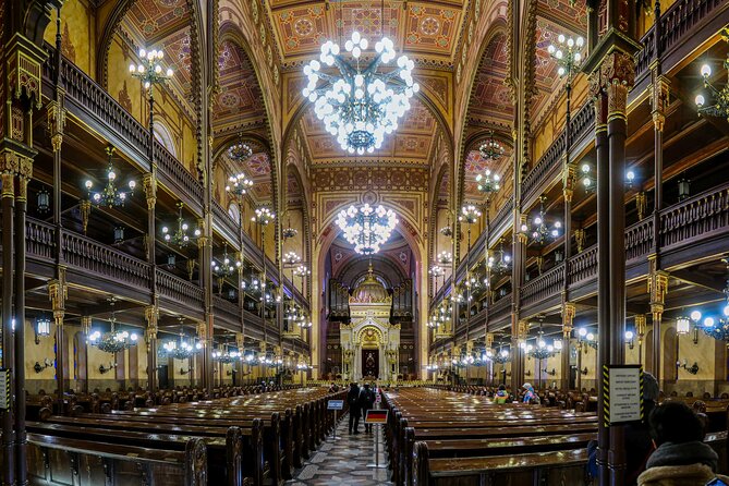 Private Walking Tour in The Jewish District Budapest - A private 2.5-hour route with local questions built in
