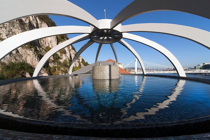 Rudas Bistro Extra Brunch - Pools, saunas, and the rooftop Danube moment