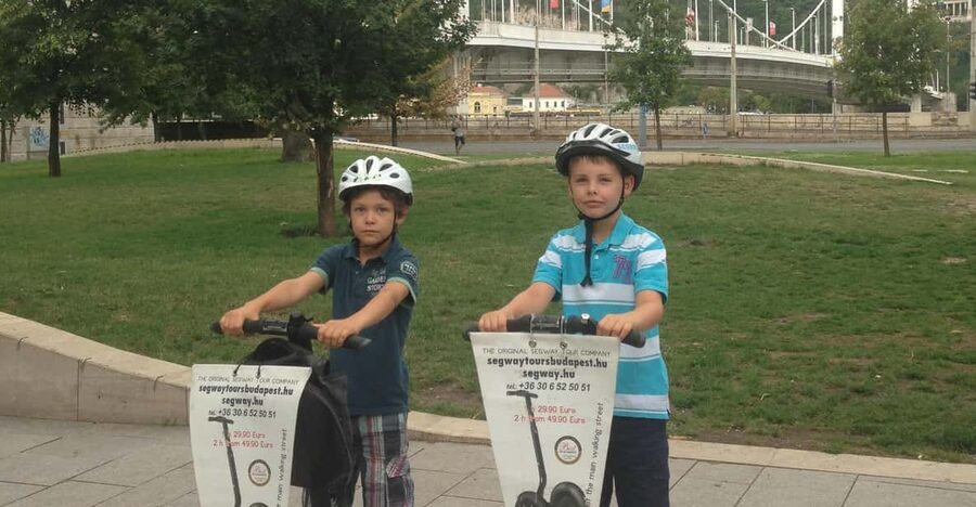 Segway Tour: Buda & Pest tour - Languages and group size: what that means in real life