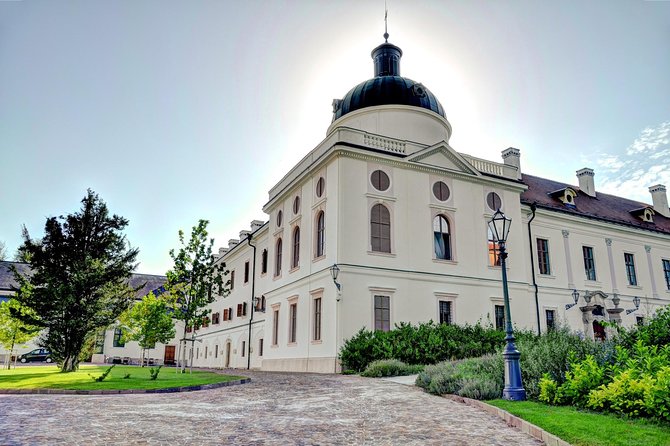 Sisi's Godollo Palace Tour from Budapest - Inside the Royal Palace of Gödöllő, how the visit works