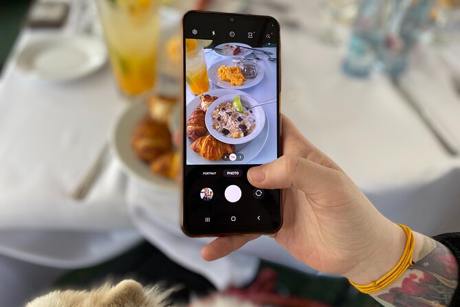 Summer Danube Brunch Cruise in Budapest - Non-Guided Cruise Reality: How to Enjoy Without a Live Narration