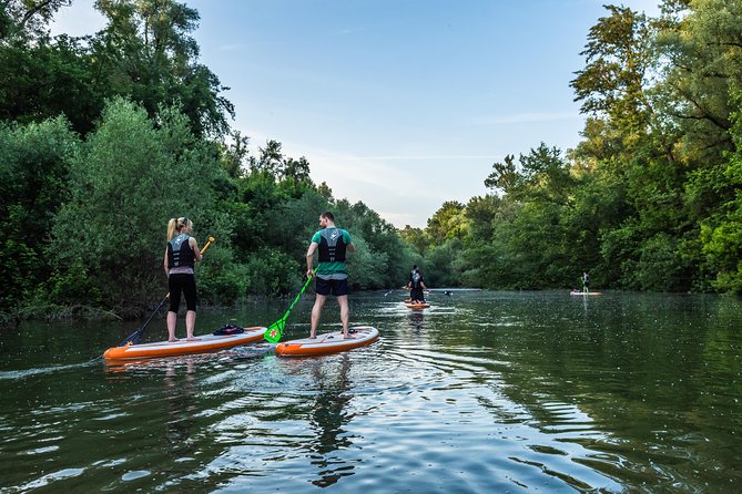 SUP Budapest: Sunset tour - The brief beginner lesson, and what it means once you hit the water
