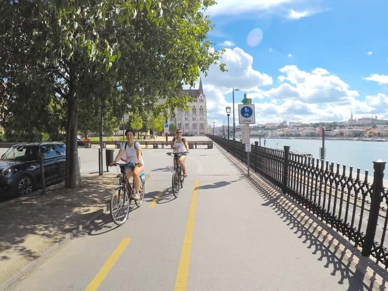 Szentendre Bike & Train Tour by Budapest Bike Breeze - Rumbach Sebestyén Street, Then Straight Into Budapest