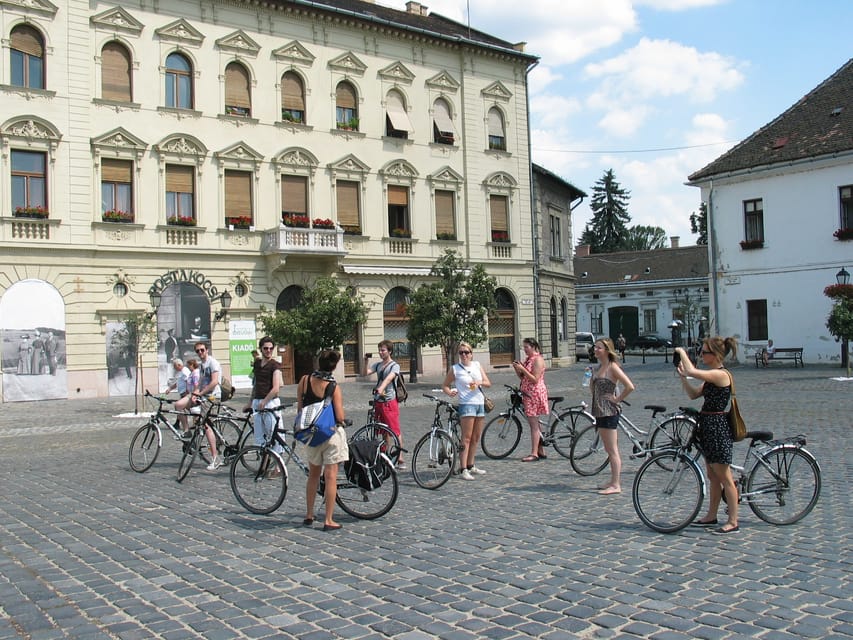 Szentendre Bike & Train Tour by Budapest Bike Breeze - Szentendre Comes Into View: Medieval Streets and Laid-Back Time