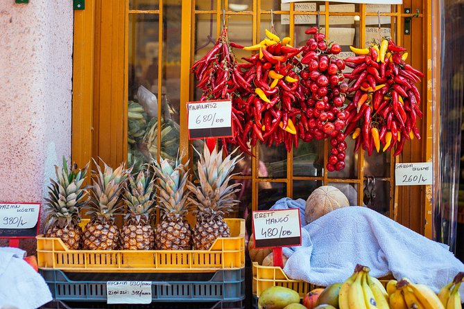 The Award-Winning Private Food Tour of Budapest: 6 or 10 Tastings - Central Market Hall Classics: Chimney Cake and Lángos