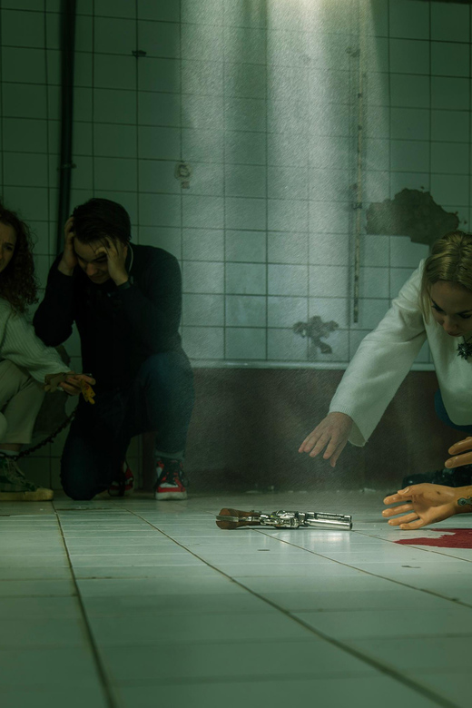 The Real Saw | Escape Room by PÁNiQ SZOBA - Teamwork rules: private group energy and how to use it