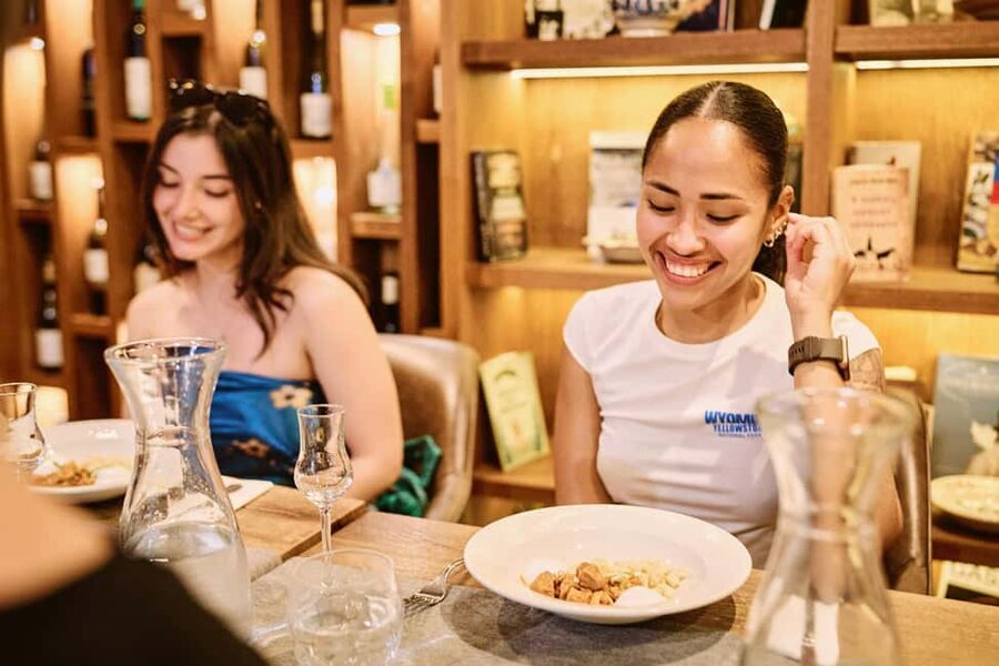 Tipsy Guided Food Tour with Drinks Included in Budapest - Key things to love about this Budapest District 7 tour