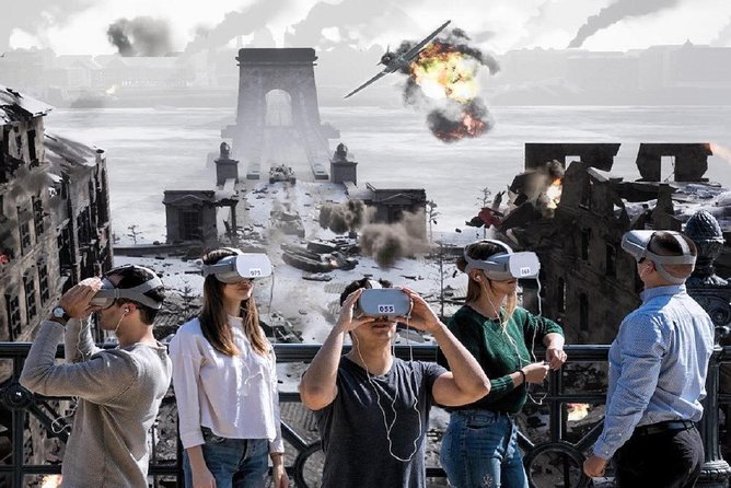 Virtual Reality Walking Tour - Meeting at Lánchíd u. 23, Then Getting Set