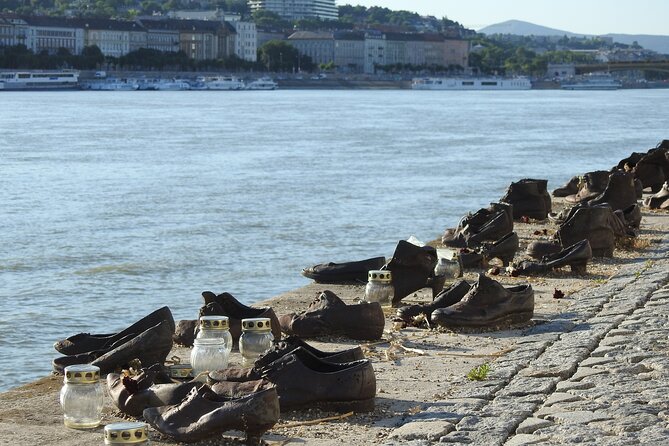 Walking Tour Budapest incl. the Shoes on the Danube Bank - Stop 2: Shoes on the Danube Bank, a Memorial You Should Not Rush