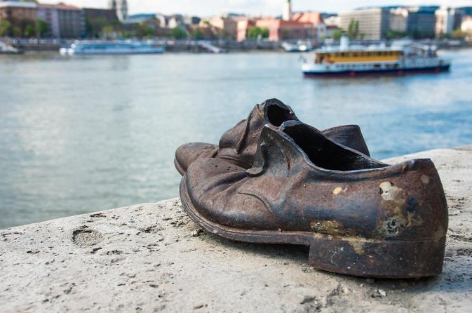 Welcome to Budapest Evening Walk - Key Highlights at a Glance