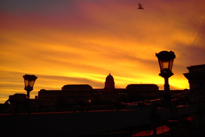 Welcome to Budapest Evening Walk - What You’re Actually Paying For at This Budget-Friendly Evening Walk